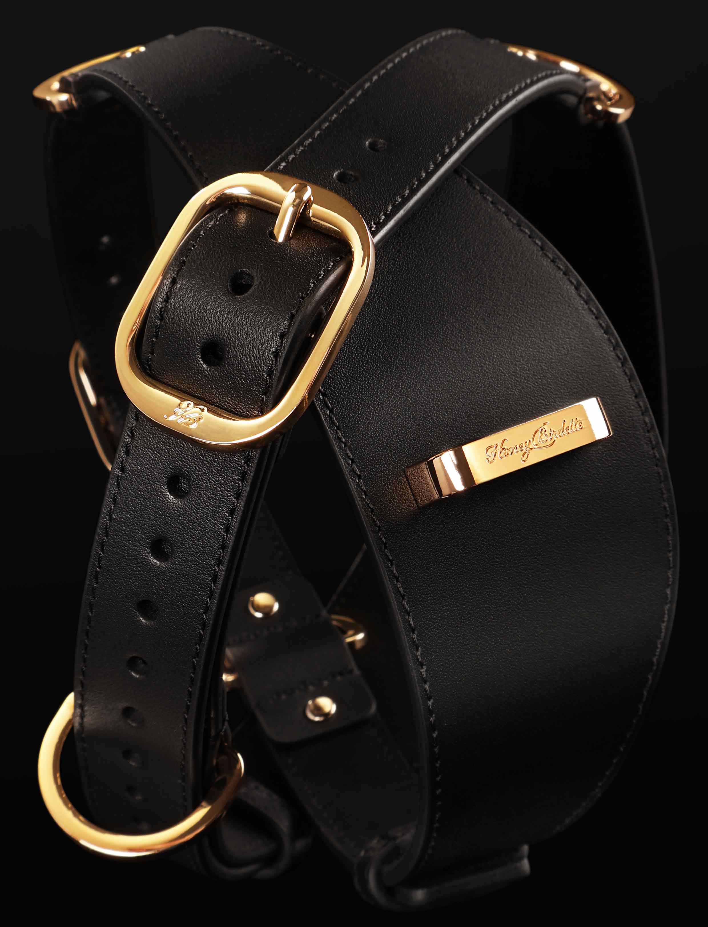 Signature Series Thigh Cuffs in Genuine Leather with Chain Connectors