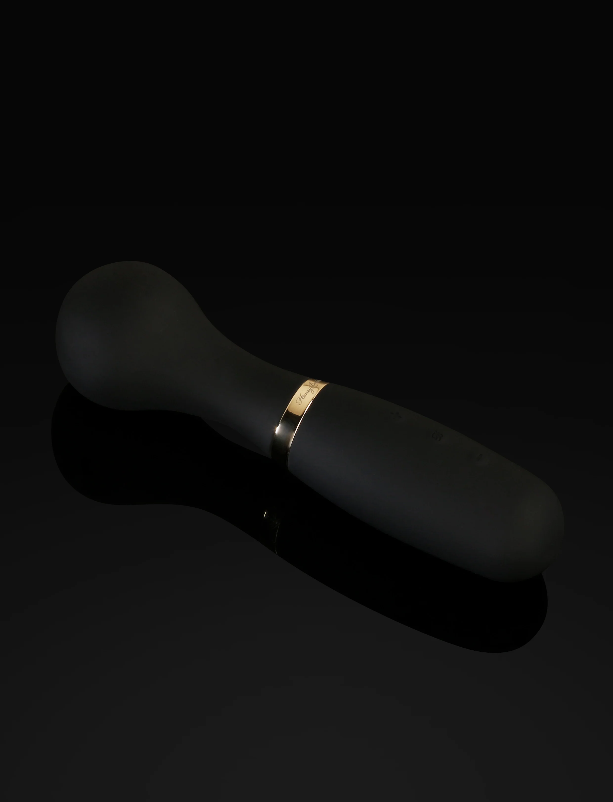 Luna Mini Wand Vibrator with Whisper-Quiet Motor and 5 Speeds