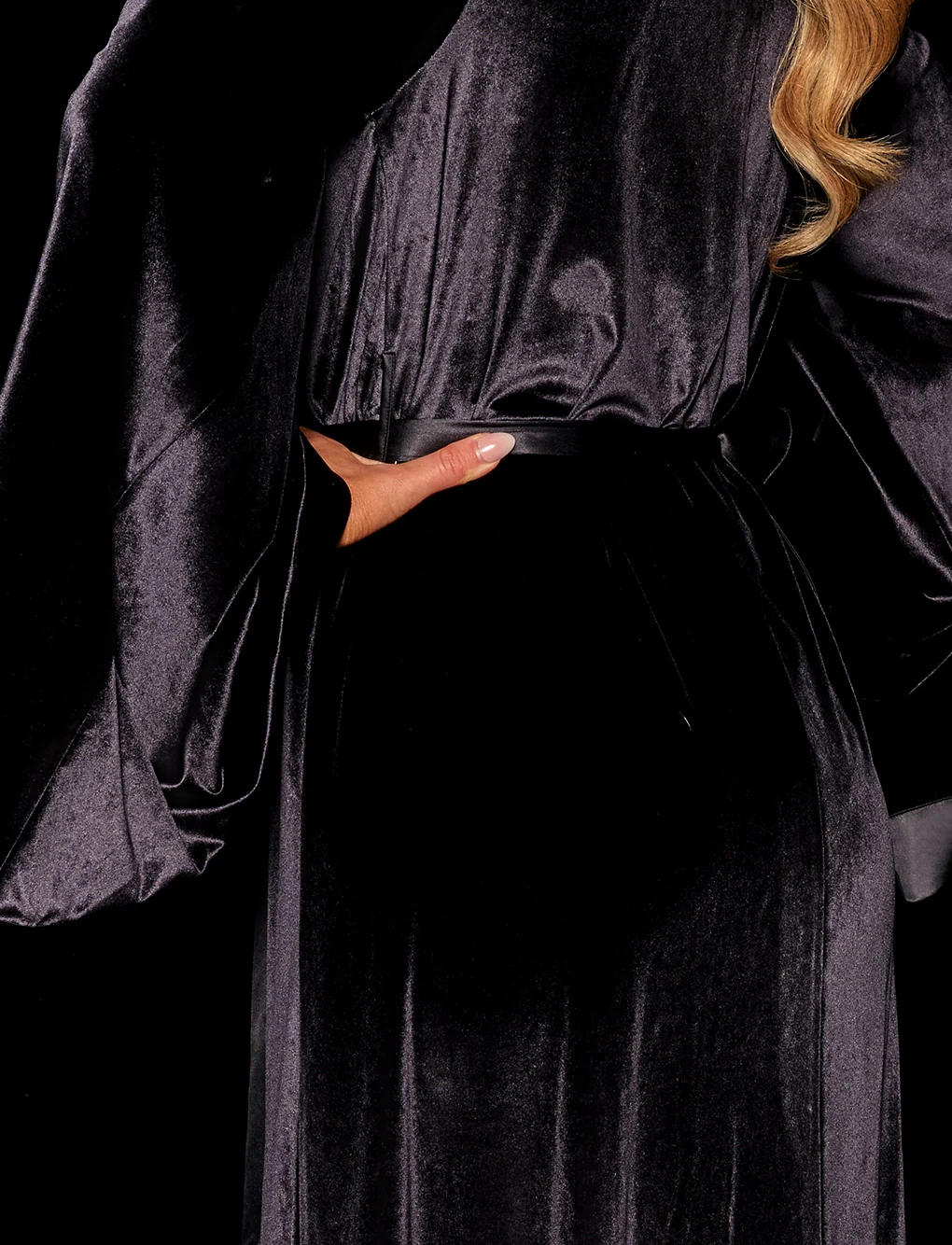 Honey Bunny Black Long Robe in Heavyweight Velvet