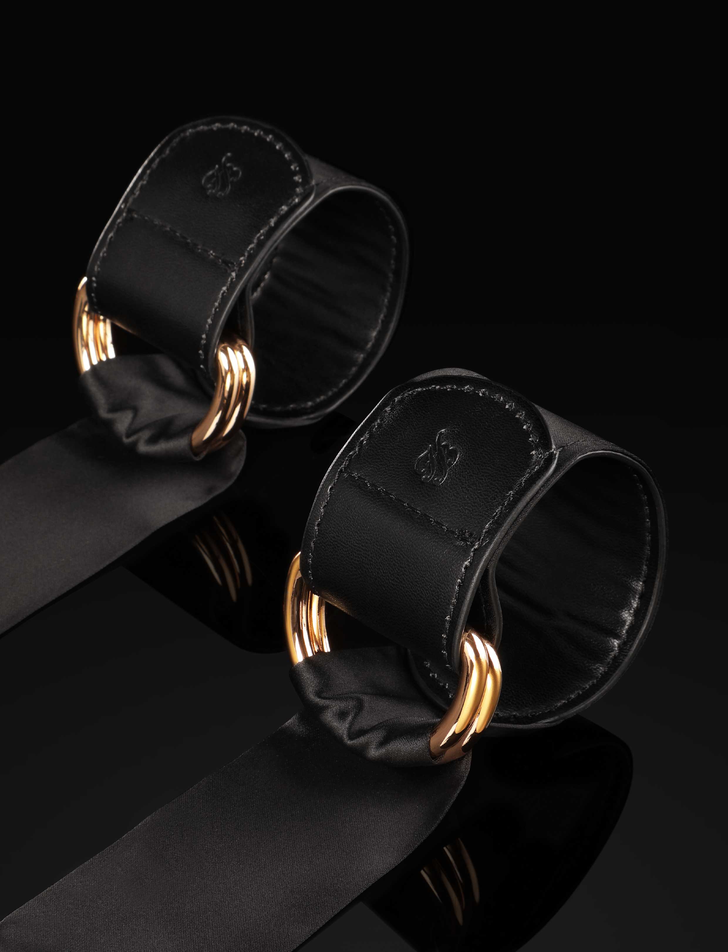 Signature Series Deluxe Black Satin Bondage Kit With Blindfold